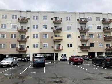 Maple Village Condominium unit 2105, Peabody, MA 01960 - photo 2