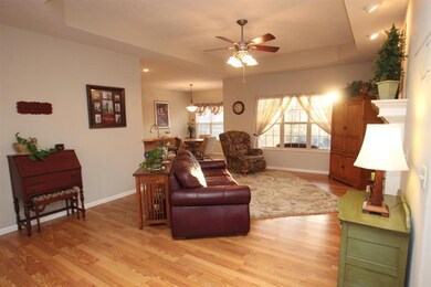 1655 S Hedgewood Dr, Bolivar, MO 65613 - photo 4