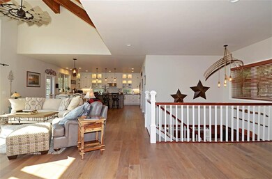 2085 S Fish Hatchery Rd, Fitchburg, WI 53575 - photo 6