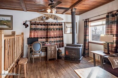05-Living Room_DMD_4079-Edit