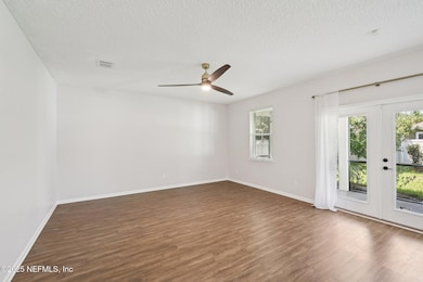 12-web-or-mls-Carlson Ct-1806-010