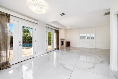 19314 Yolie Ln, Tarzana, CA 91356 - photo 5