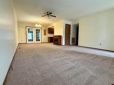 1113 Meadowbrook Dr unit 5, Mountain Home, AR 72653 - photo 7