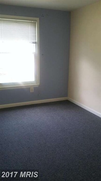 11 Pinecone Ct, Parkville, MD 21234 - photo 5