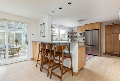 Open Kitchen