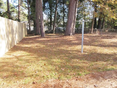 524 Williams St, Jacksonville, NC 28540 - photo 4