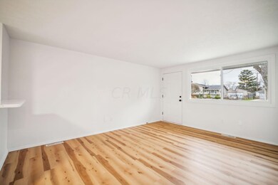 4788 Edinburgh Ln, Columbus, OH 43229 - photo 2