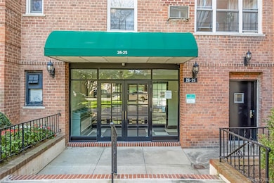 26-25 Union St unit 3E, Flushing, NY 11354 - photo 3