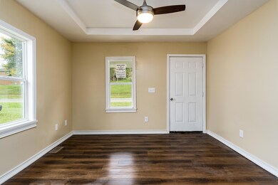 816 King Springs Rd, Johnson City, TN 37601 - photo 3