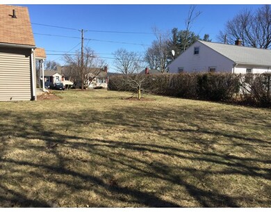 136 Uncatena Ave, Worcester, MA 01606 - photo 5