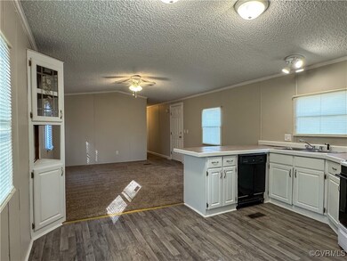 5015 Middle Rd unit 4, Prince George, VA 23875 - photo 5