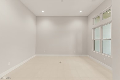 10945 Horizon Ledge Ave, Summerlin South, NV 89135 - photo 3