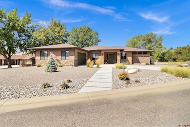 1470 SE Stonebridge Dr, Cedaredge, CO 81413 - photo 2