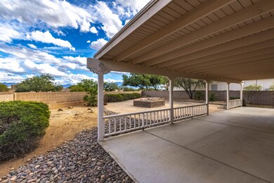 2410 N Avenida Esclava__021