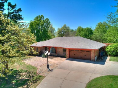 Ranch-style s, a garage