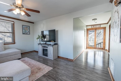 3502 Loganview Dr, Dundalk, MD 21222 - photo 5