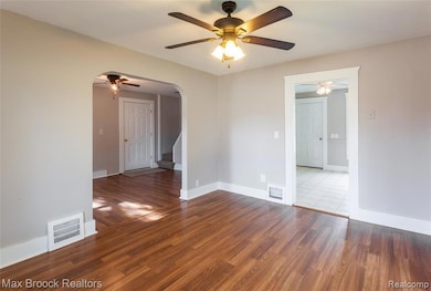 13071 E 13 Mile Rd, Warren, MI 48088 - photo 4