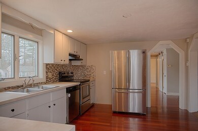 63 Jamieson St, Abington, MA 02351 - photo 2