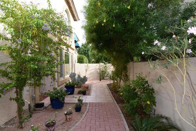 Front Walkway2
