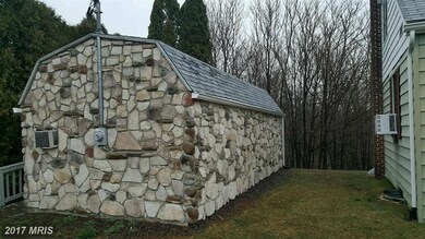 1009 Paper Mill Rd, Chambersburg, PA 17202 - photo 5