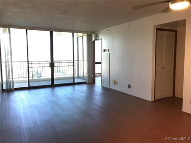 Franklin Towers unit 33C, Honolulu, HI 96818 - photo 3