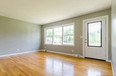 14 Brookview Dr, New Albany, IN 47150 - photo 4