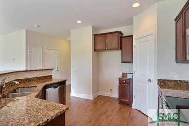 Gorgeous, open kitchen w/breakfast area.