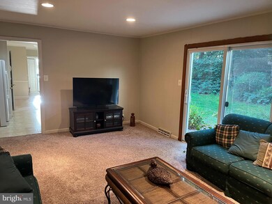 811 Summerset Dr, Hockessin, DE 19707 - photo 4