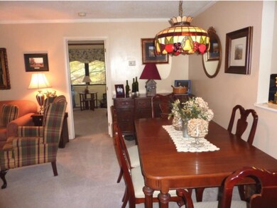 45 Dogwood Dr unit U207, Nashua, NH 03062 - photo 4