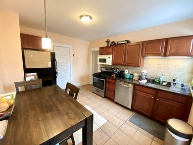 41 Howard St unit 3, Waltham, MA 02451 - photo 5