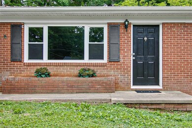 336 Legend Dr, Asheboro, NC 27205 - photo 2