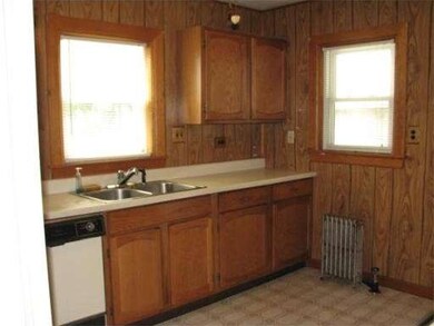 72 Oak St, Uxbridge, MA 01569 - photo 2