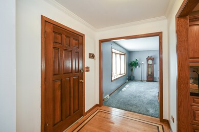 690 N Kenilworth Ave, Elmhurst, IL 60126 - photo 7