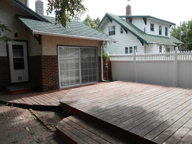 Another View of Deck and Back Entry<|><|