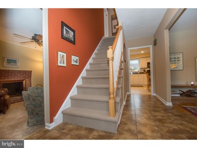 8825 Patton Rd, Glenside, PA 19038 - photo 3