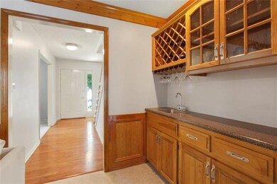 8504 Hallet St, Lenexa, KS 66215 - photo 7