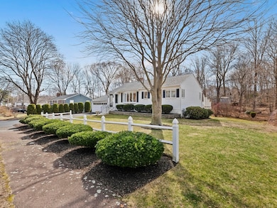 18 Knollwood Rd, Reading, MA 01867 - photo 4