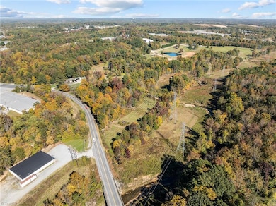 1900-1922 Baker Rd, High Point, NC 27263 - photo 2