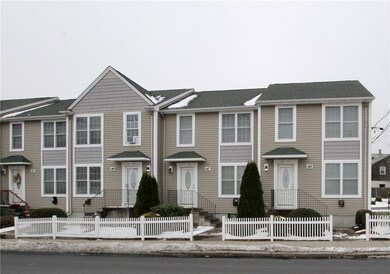 145 S Bend St unit 5, Pawtucket, RI 02860 - photo 2