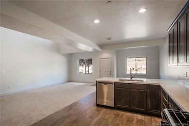 1144 N 455 W unit 5, Midway, UT 84049 - photo 5