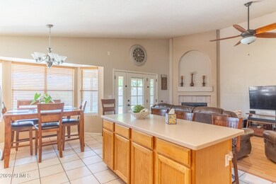 1135 W vera lane -17 (1)