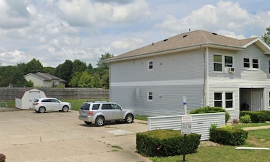 306 Wigwam St, Heyworth, IL 61745 - photo 3