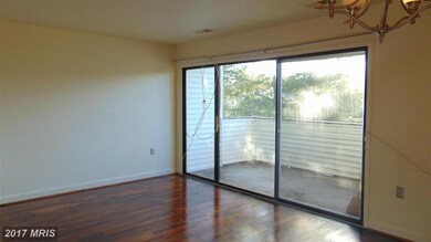 8720 Village Square Dr unit 11/872, Alexandria, VA 22309 - photo 3