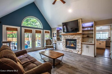 Spacious Living Area