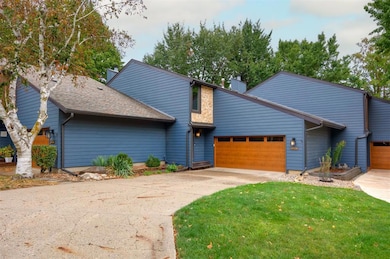 4906 W Park Dr unit J2, West Des Moines, IA 50266 - photo 4