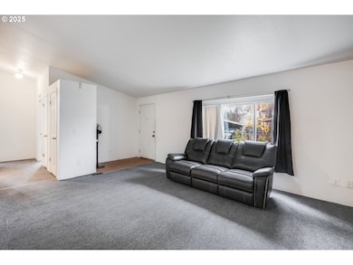 3921 Pacific Cir, Hubbard, OR 97032 - photo 7