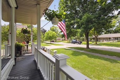 113 Beyerlein St, Frankenmuth, MI 48734 - photo 6