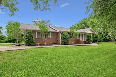 979 S Main St, Eagleville, TN 37060 - photo 2