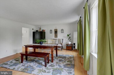 938 Bard Dr unit 24, Chambersburg, PA 17202 - photo 6