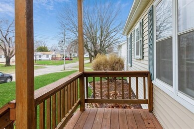 723 E 6th St N, Newton, IA 50208 - photo 3